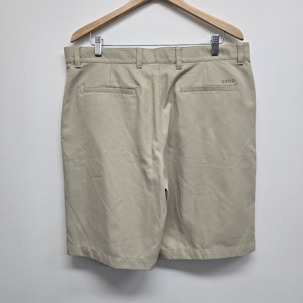 IZOD Golf Performance Shorts Men's Size 36 Beige Flat Front Chino Stretch Casual - Picture 2 of 7